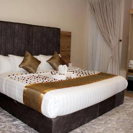 Lavent Park Hotel Suites Jiddah Esterno foto