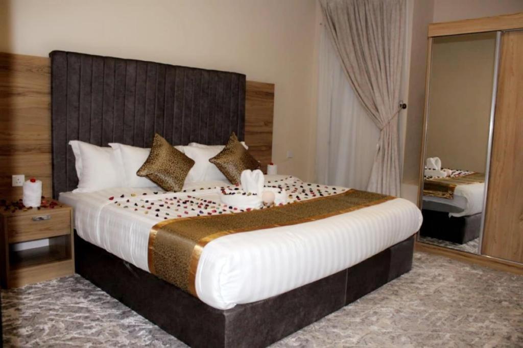 Lavent Park Hotel Suites Jiddah Esterno foto